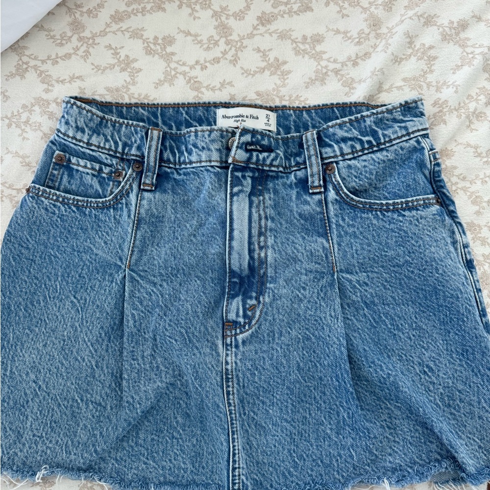 Mini Jean skirt